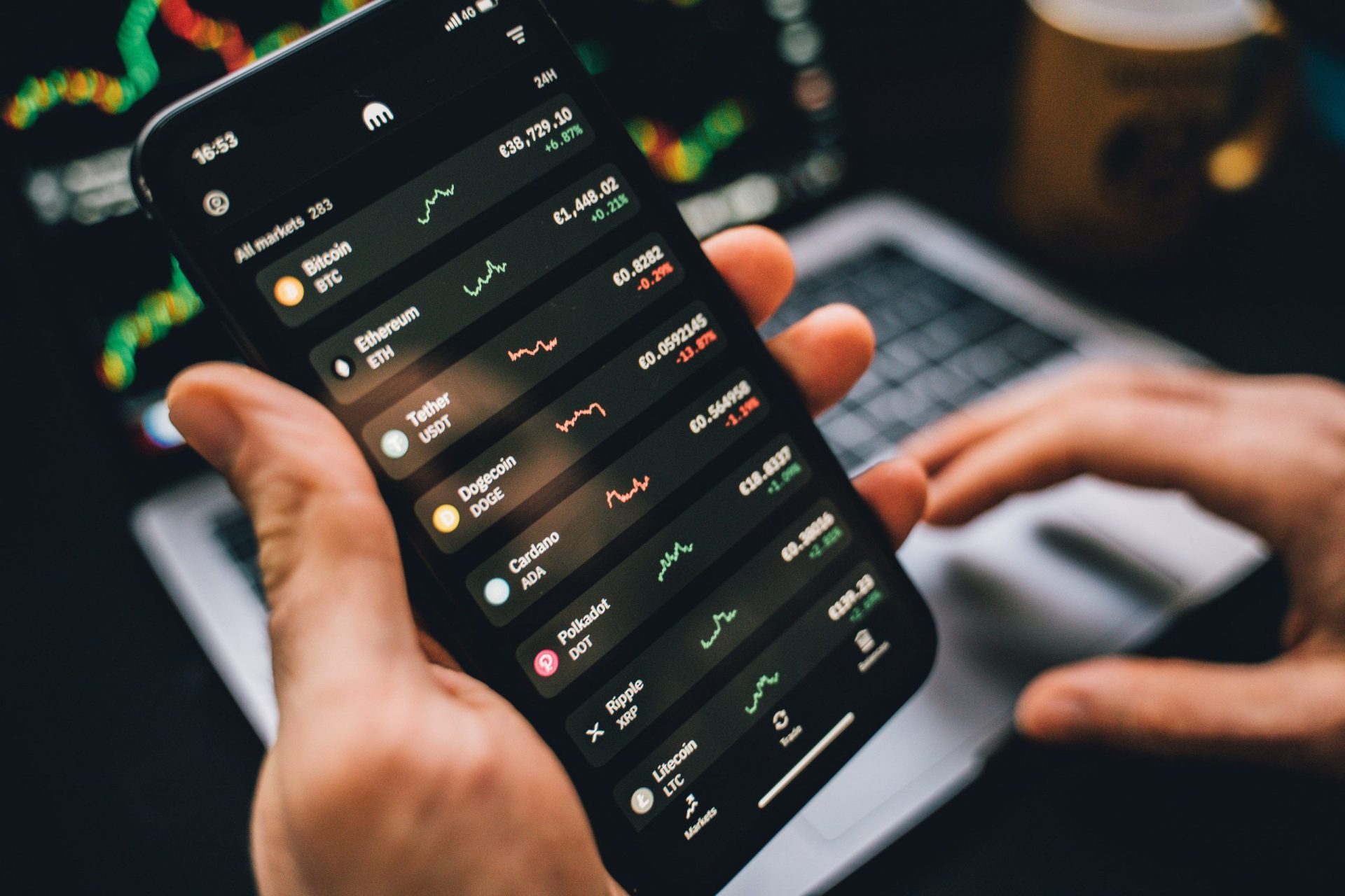 Trader là gì? Làm sao để trở thành 1 Crypto Trader thành công?