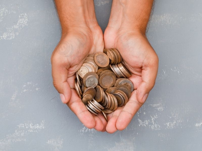 Rủi ro khi sử dụng chiến lược Hold là gì 