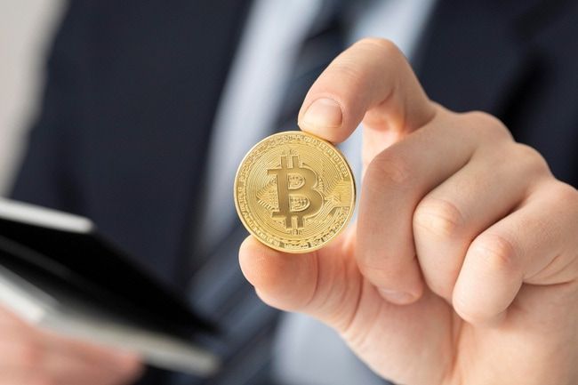 có nên đầu tư vào bitcoin