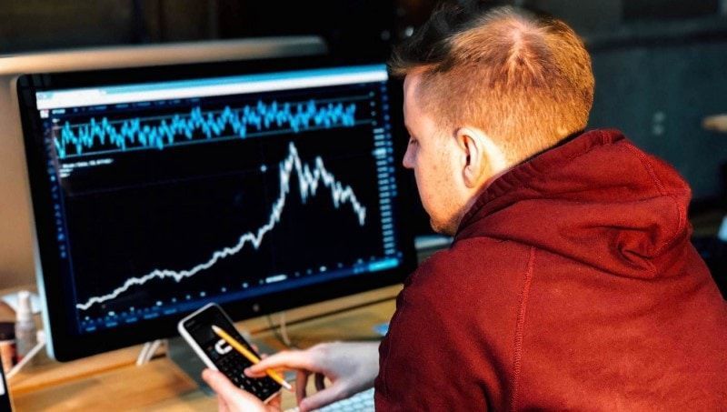 mặt trái trading bot