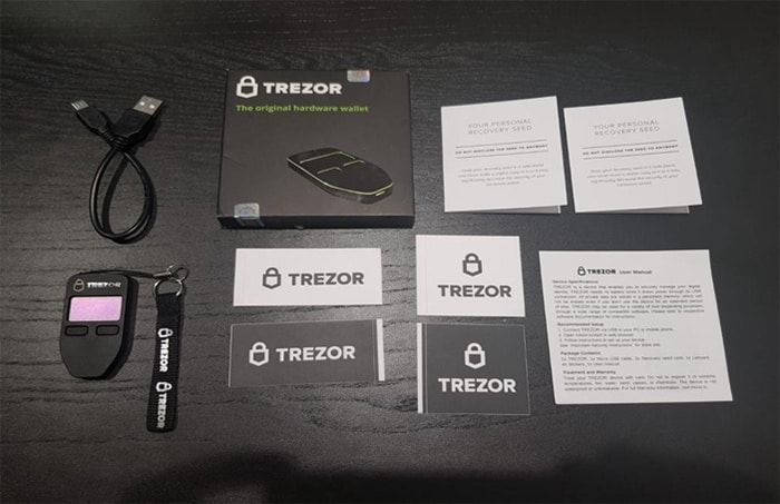 Ví Trezor là gì? Tất tần tật thông tin cùng hướng dẫn sử dụng phu kien trong hop trezor