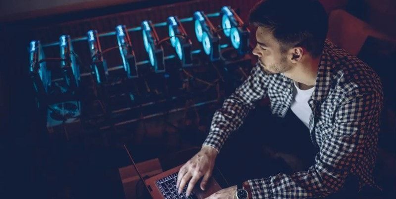 4 quan niệm sai lầm về tiền điện tử thường thấy từ những người chưa hiểu về Crypto pow