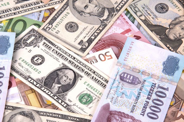 Bitcoin so với vàng và cổ phiếu: Kho lưu trữ giá trị nào tốt hơn năm 2022 tiền tệ và tiền