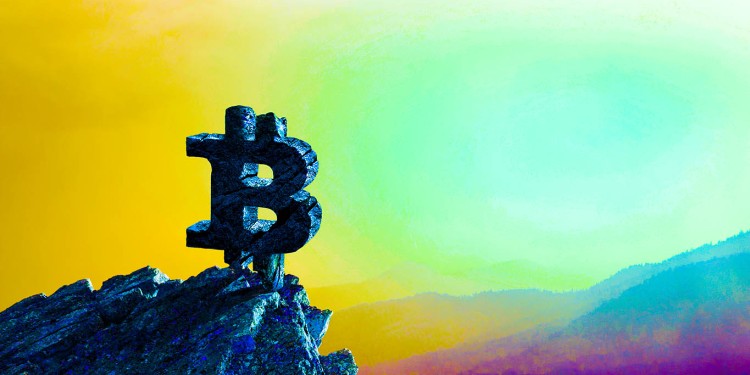 819 tỷ đô la Standard Chartered mua Bitcoin với mục tiêu vào năm 2024