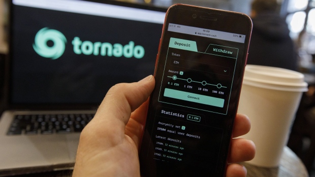 FBI bắt giữ người đồng sáng lập Tornado Cash vì tội rửa tiền tới Triều Tiên